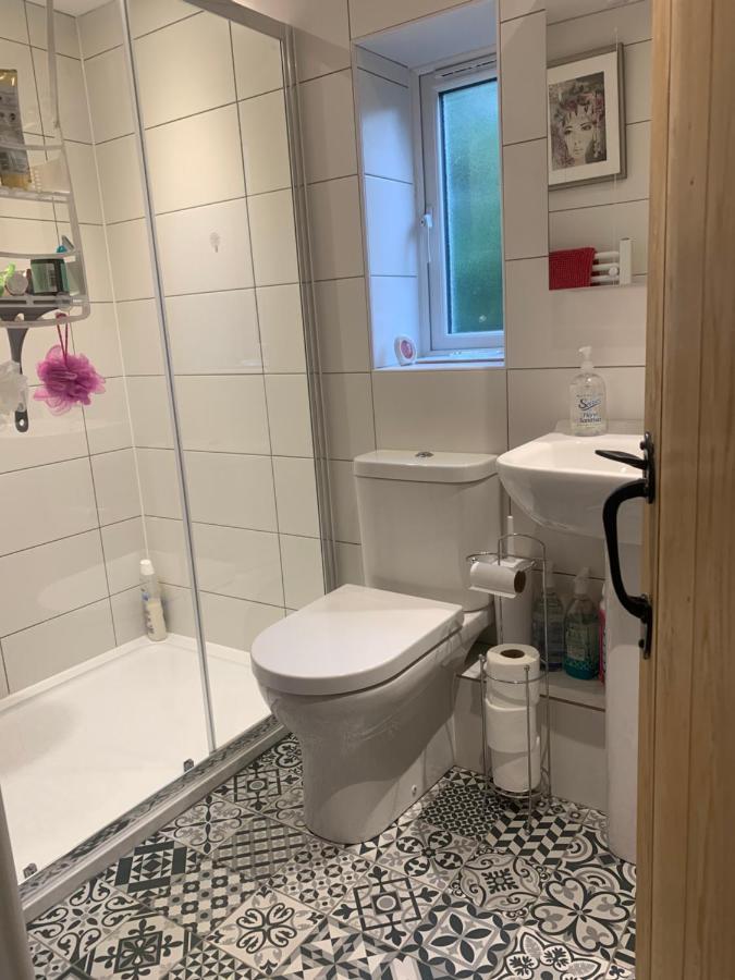 Sunshine Cottage Studley  Bagian luar foto