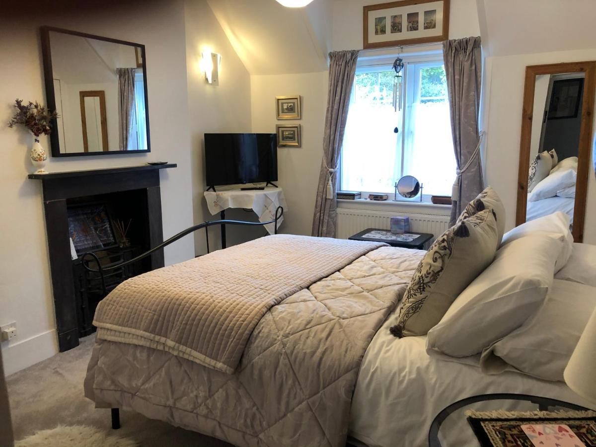 Sunshine Cottage Studley  Bagian luar foto